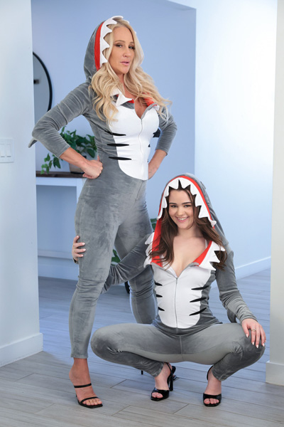 Alexis Malone And Trinity Olsen Dressed Up In White Shark Costumes Shares Diego’s Big Cock